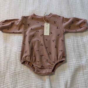 Rylee + Cru 	
Spongey Knit Romper || Blossom - 0-3M